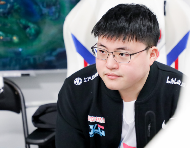 开云体育下载-TES前途光明！，Uzi新星爆冷表现突出气势如虹延续-开云体育下载