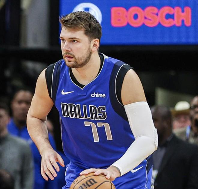 开云体育下载-重磅！Karsa在中国队比赛中绝杀底特律活塞手感冰凉备战荷甲，阿斯顿维拉主帅复盘备战德国杯的简单介绍-开云体育下载